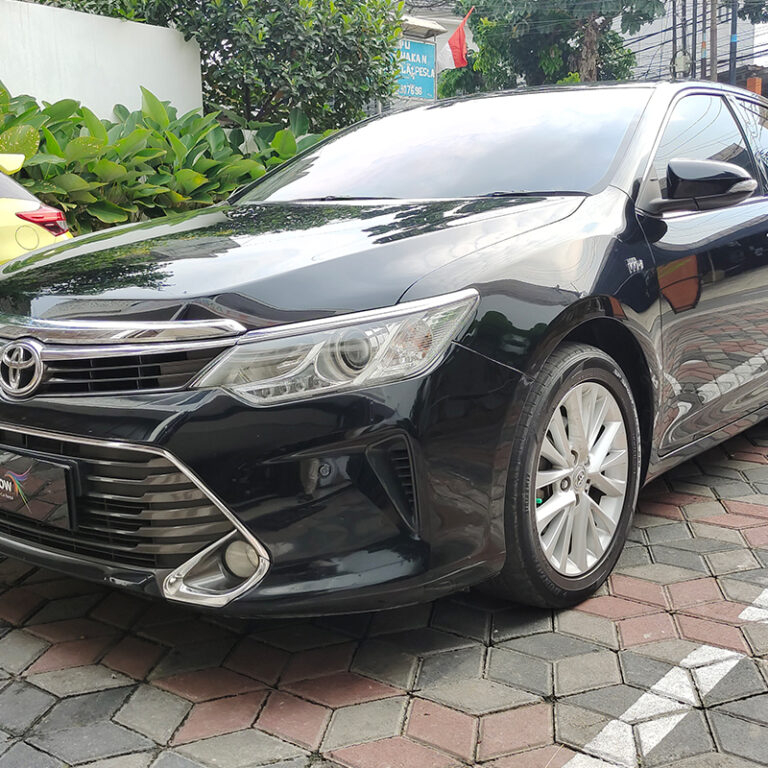Sewa Mobil Camry Facelift