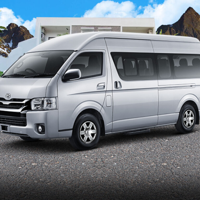 Sewa Mobil Hiace Commuter Luxury