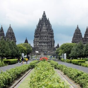 Wisata Sejarah di Candi Prambanan, Keajaiban Arsitektur Hindu di Sleman